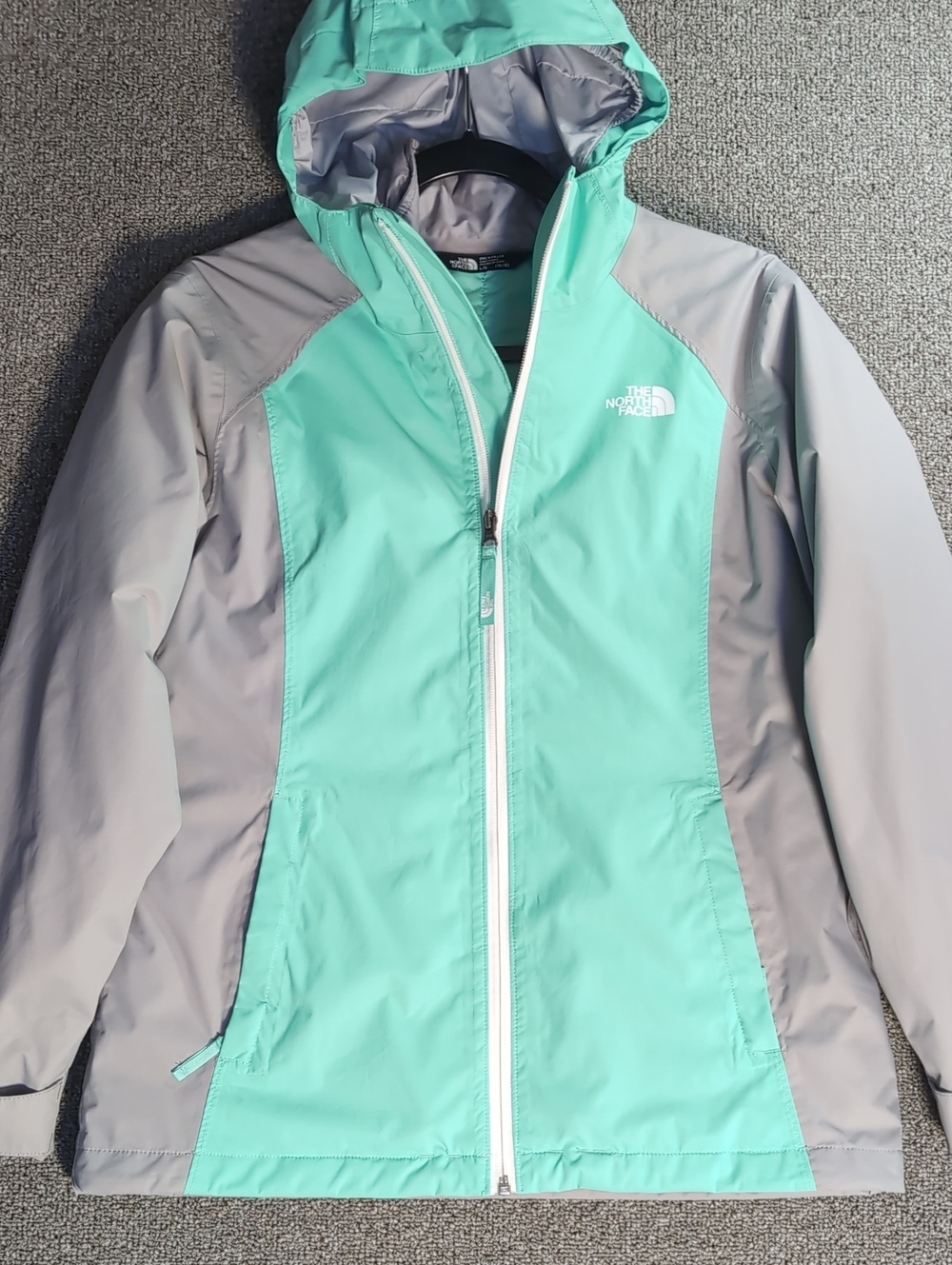 The North Face DryVent Eager Triclimate Jacket Size Large (14/16) in Mint/Gray